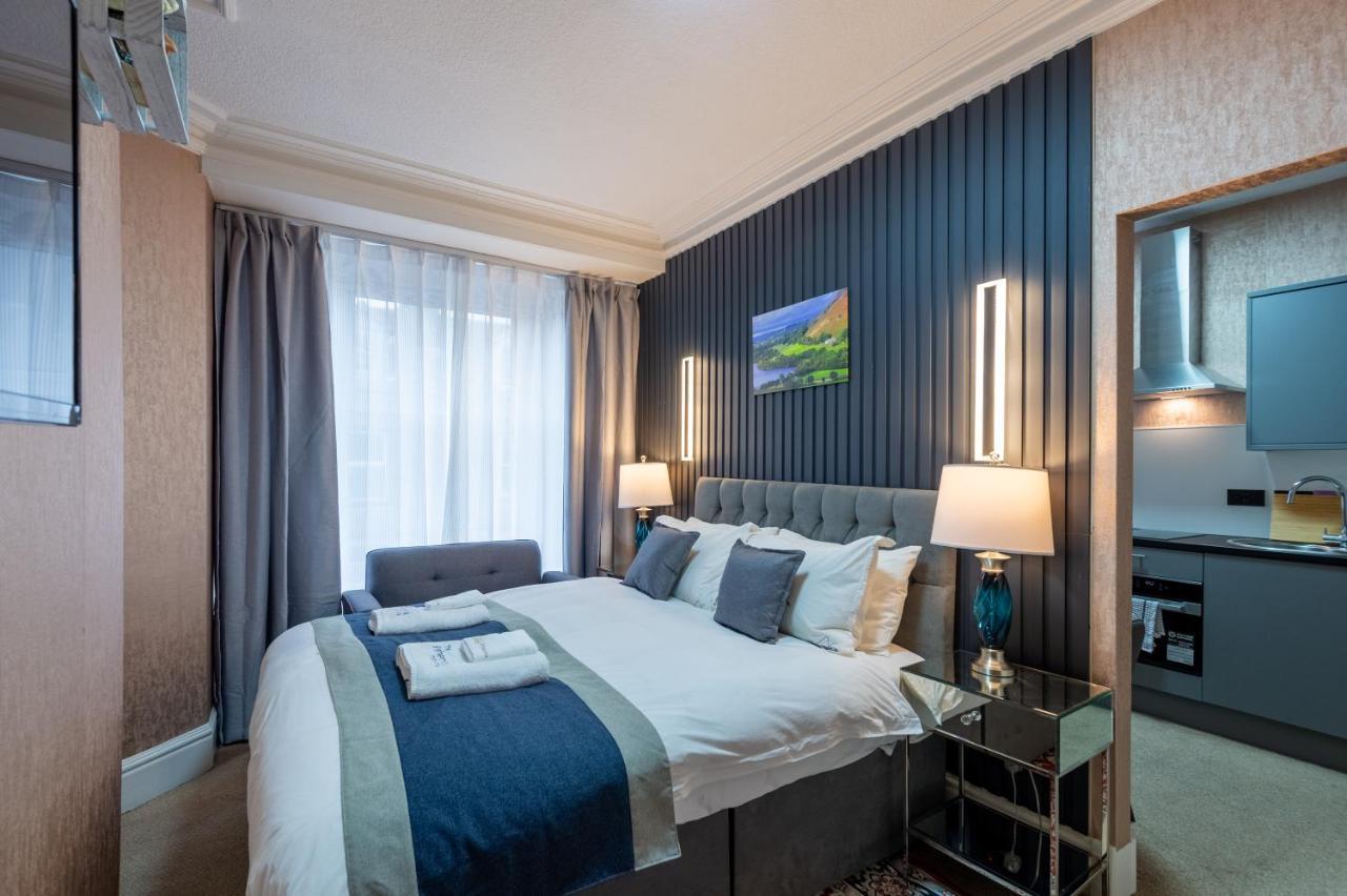 The Ambleside Apartments - Self Catering With Private Kitchen - Best For Location Ngoại thất bức ảnh