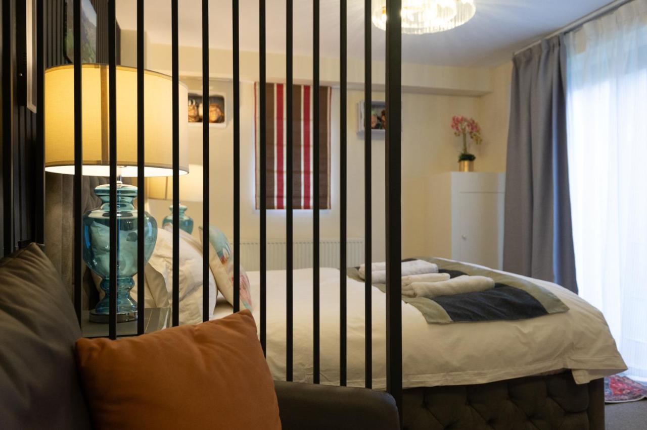 The Ambleside Apartments - Self Catering With Private Kitchen - Best For Location Ngoại thất bức ảnh